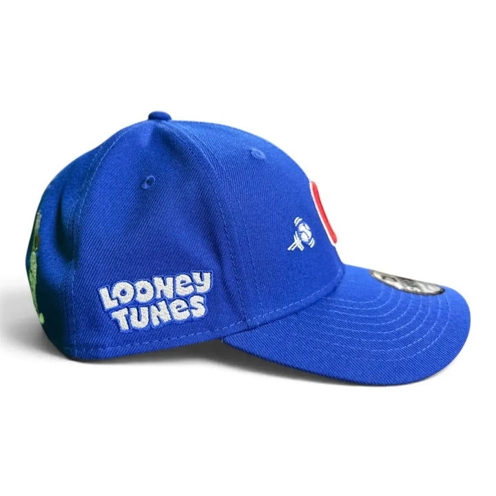 Chicago Cubs x Bugs Bunny Looney Tunes Youth 9FORTY Snapback Cap in Royal by New Era Caps NEW ERA CAP COMPANY
