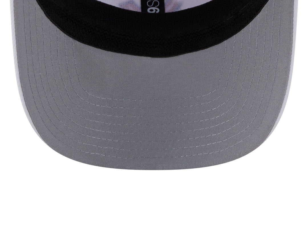 Chicago Cubs Walking Bear White 9Seventy Snapback Cap by New Era Caps NEW ERA CAP COMPANY INC